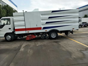 洗扫车、扫路车厂家直销 高效清洁与安全防撞的现代解决方案
